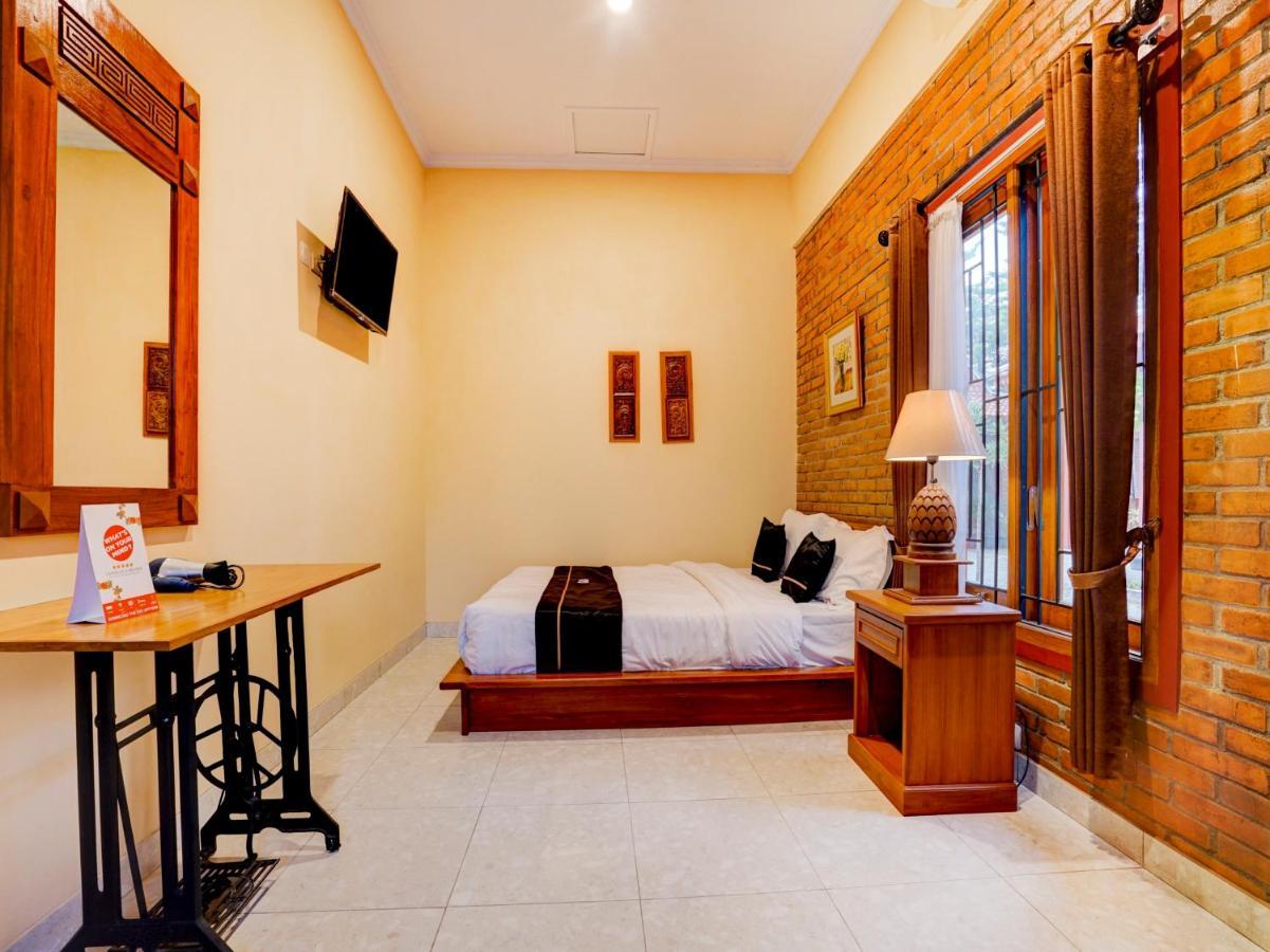 OYO 90265 Cempoko Mulyo Homestay Syariah Tugu Bagian luar foto