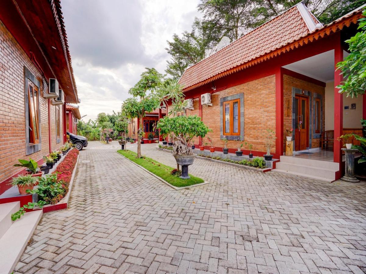 OYO 90265 Cempoko Mulyo Homestay Syariah Tugu Bagian luar foto